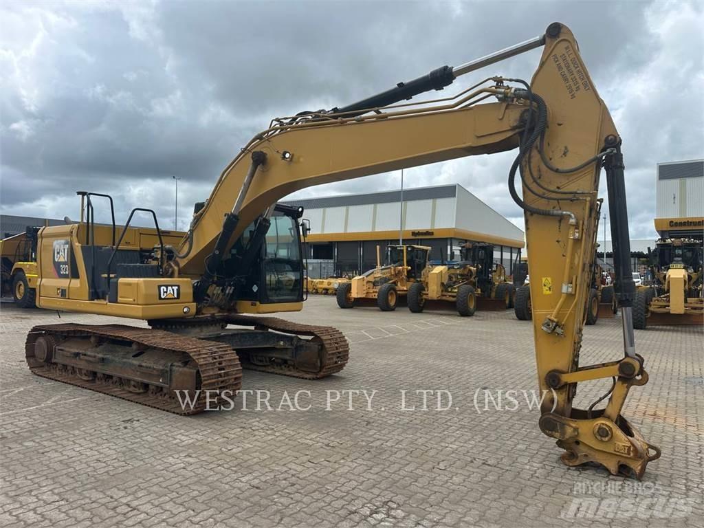 CAT 323-07 Pelle sur chenilles