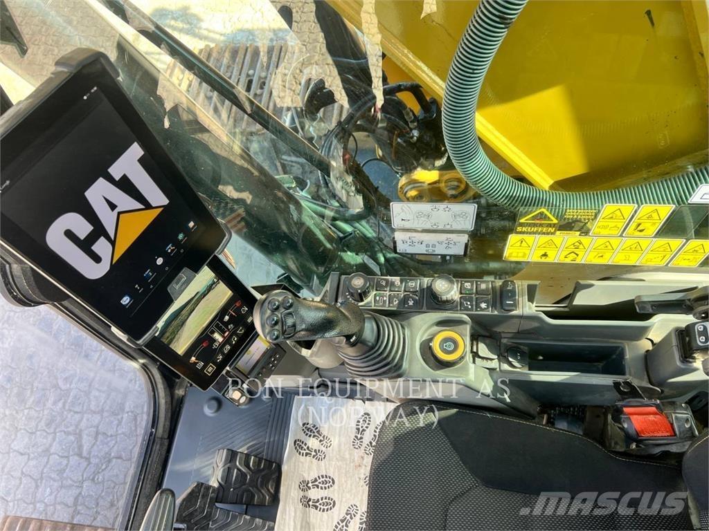 CAT 323-07 Pelle sur chenilles