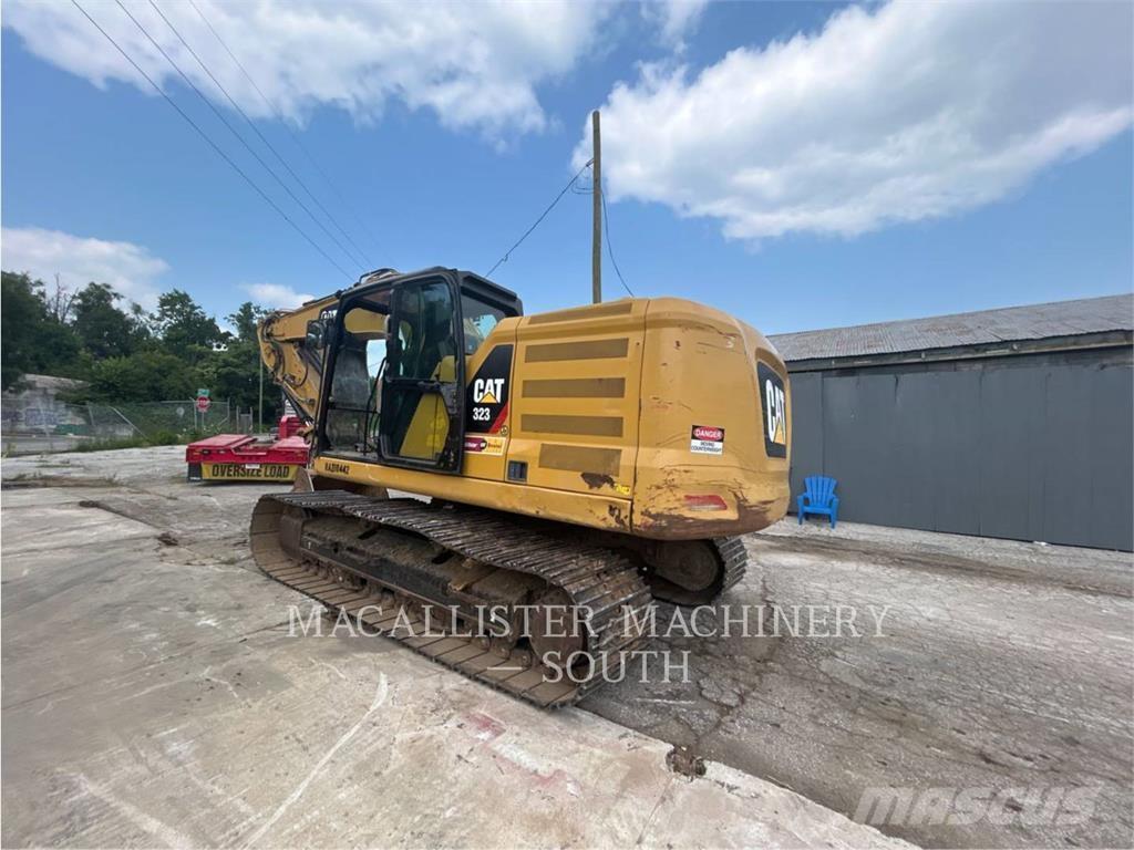 CAT 323-07 Pelle sur chenilles