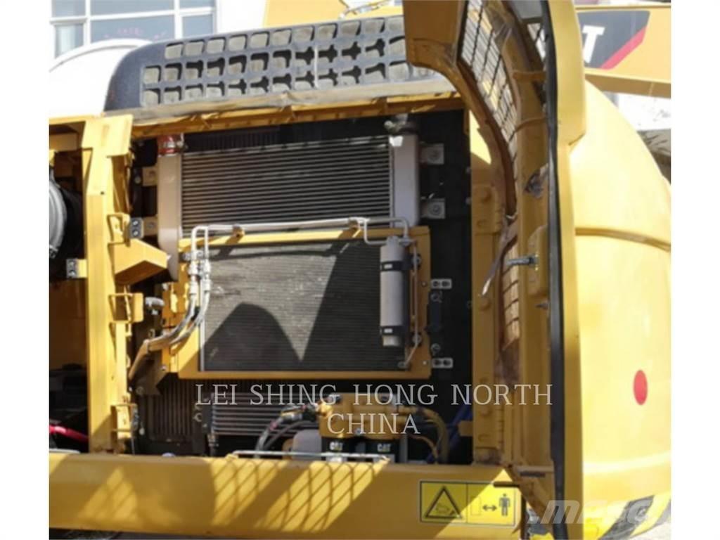 CAT 323-07 Pelle sur chenilles