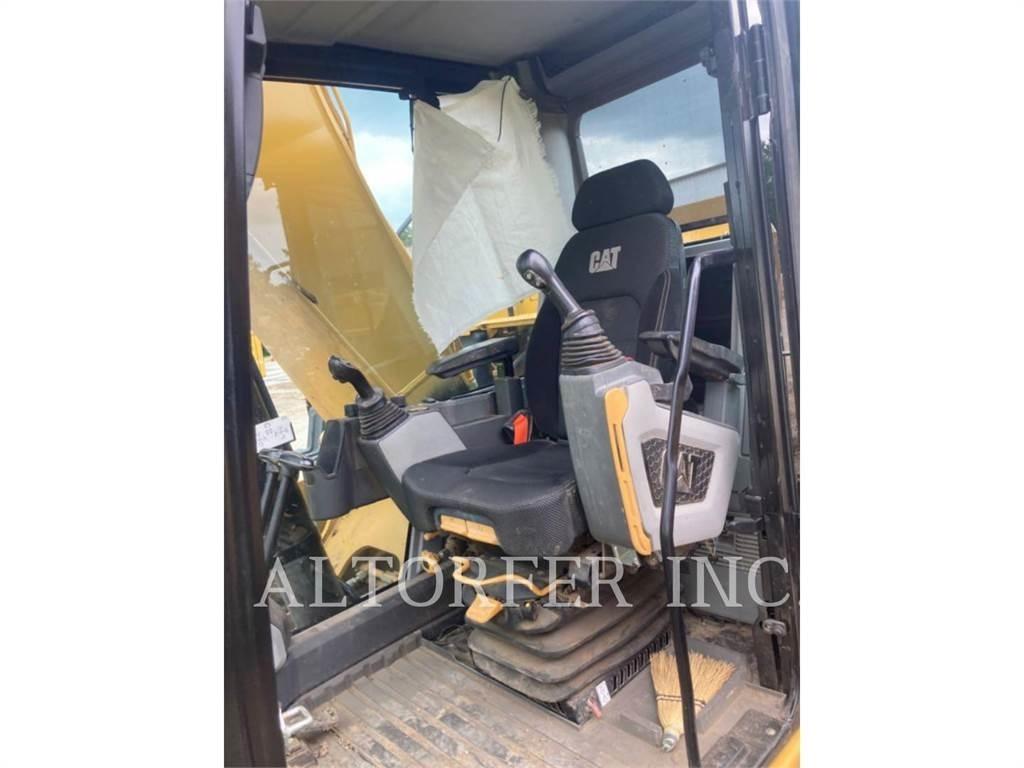 CAT 323-07 Pelle sur chenilles