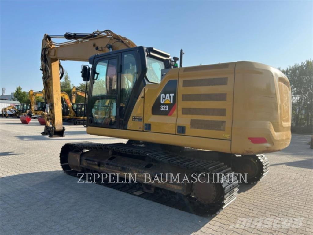 CAT 323-07B Pelle sur chenilles