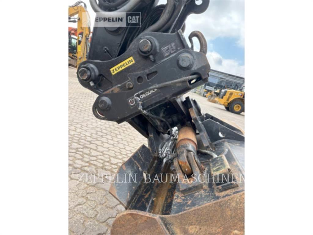 CAT 323-07C Pelle sur chenilles