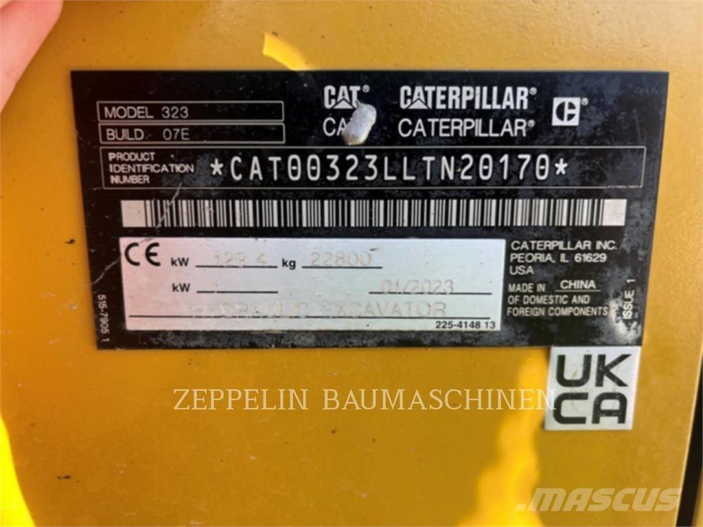 CAT 323-07D Pelle sur chenilles