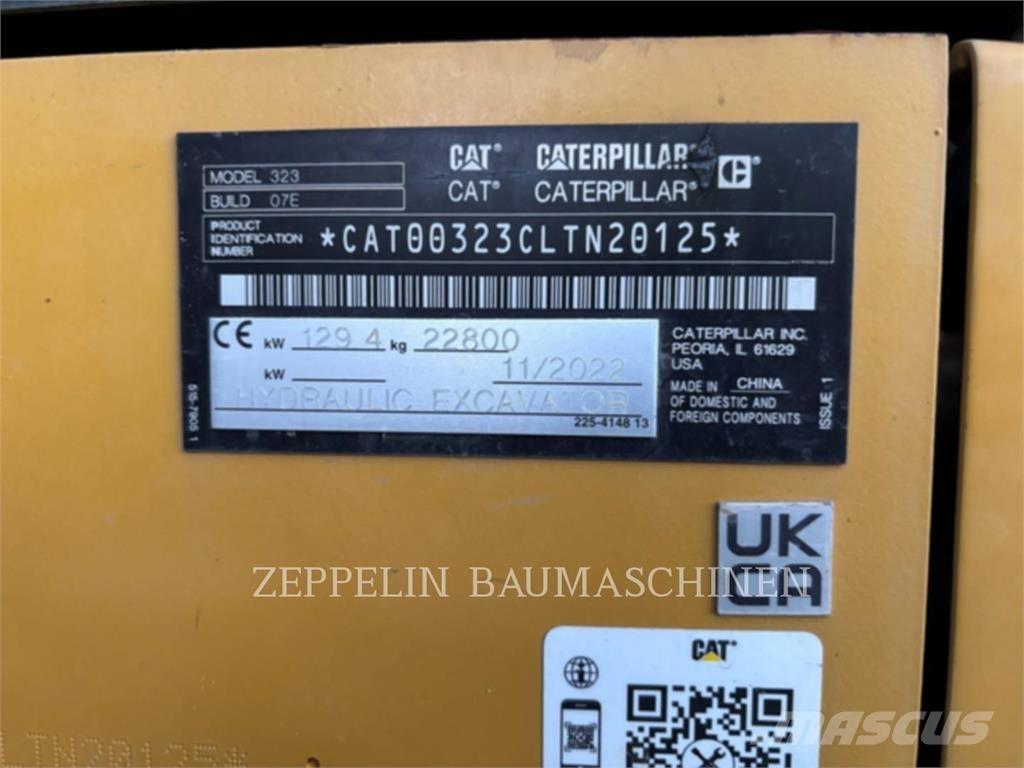 CAT 323-07D Pelle sur chenilles