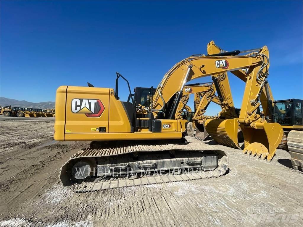 CAT 323 CF Pelle sur chenilles
