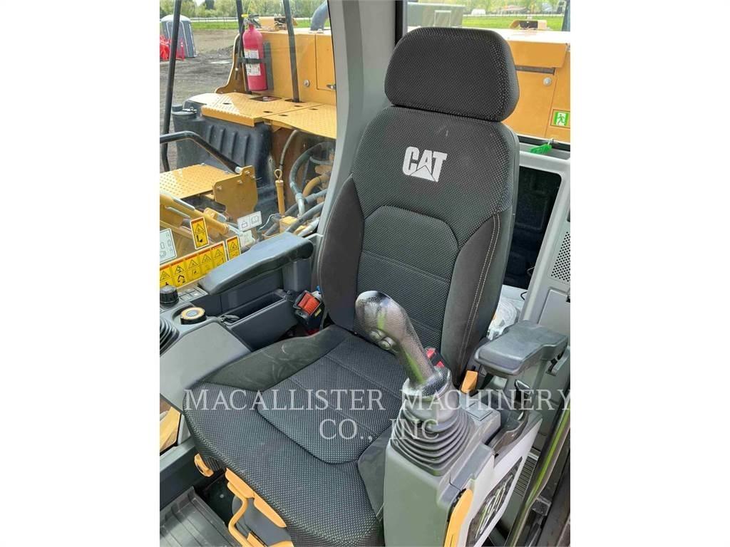 CAT 323 LR Pelle sur chenilles