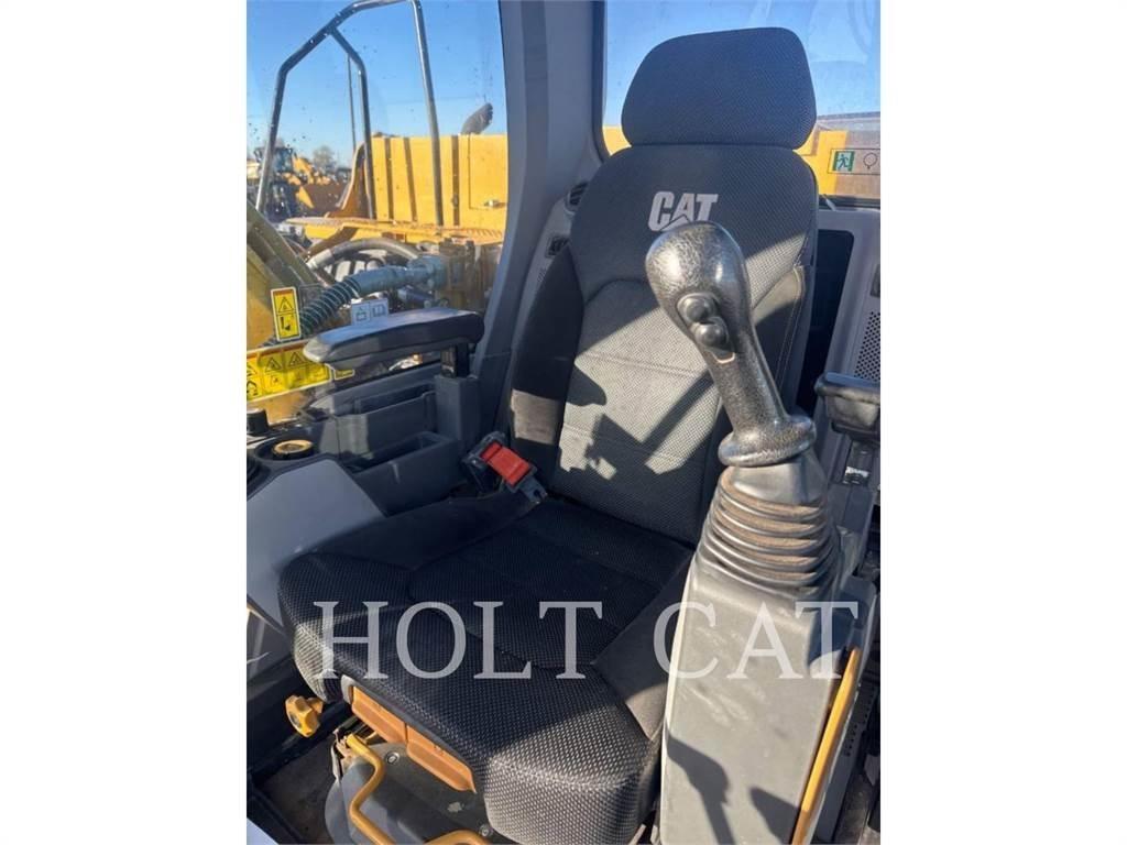 CAT 323 TC Pelle sur chenilles