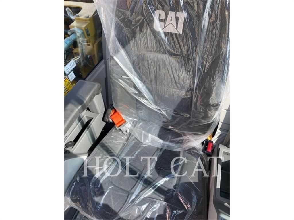 CAT 323 TC Pelle sur chenilles