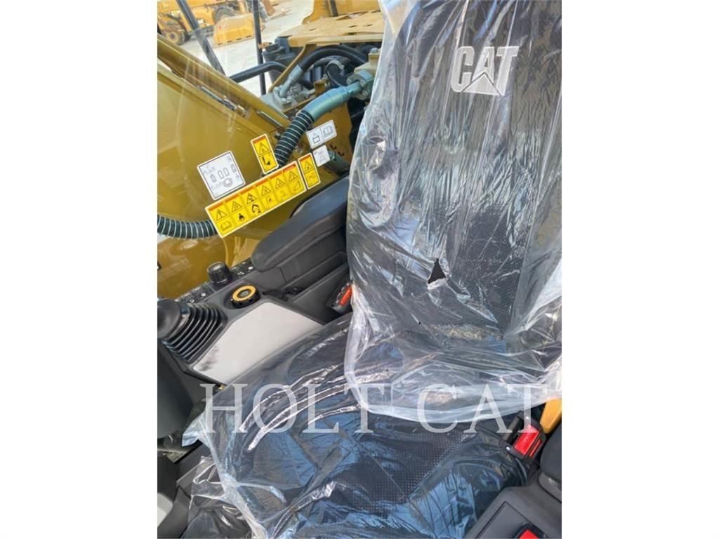 CAT 323 TC Pelle sur chenilles