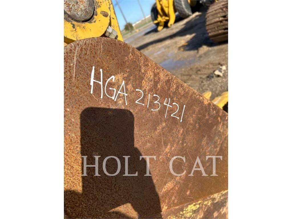 CAT 323 TC Pelle sur chenilles