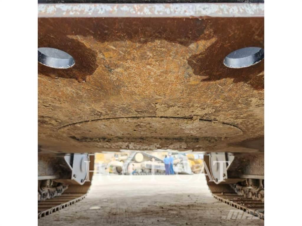CAT 323 TC Pelle sur chenilles