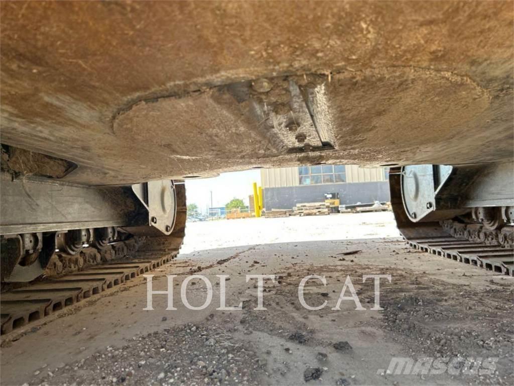 CAT 323 TC Pelle sur chenilles