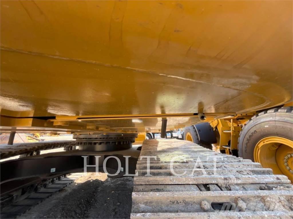 CAT 323 TC Pelle sur chenilles