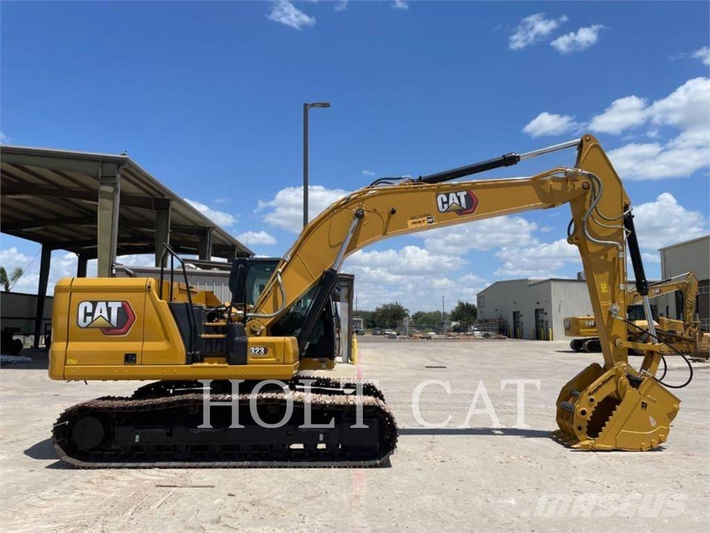 CAT 323 TC Pelle sur chenilles