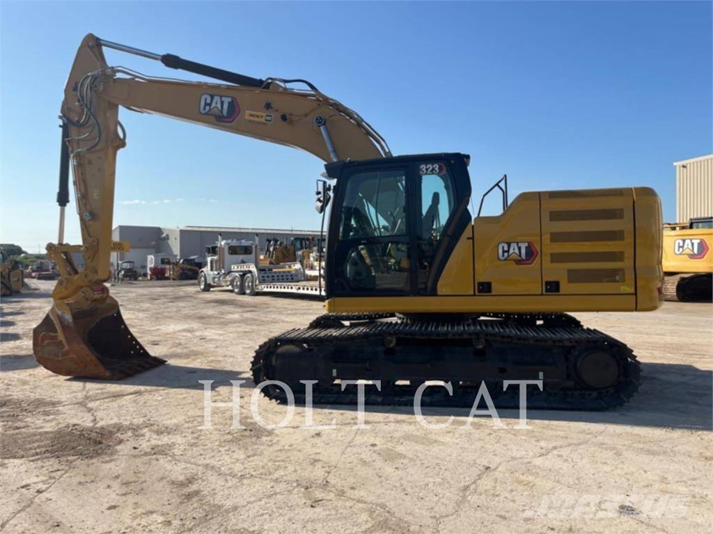 CAT 323 TC Pelle sur chenilles
