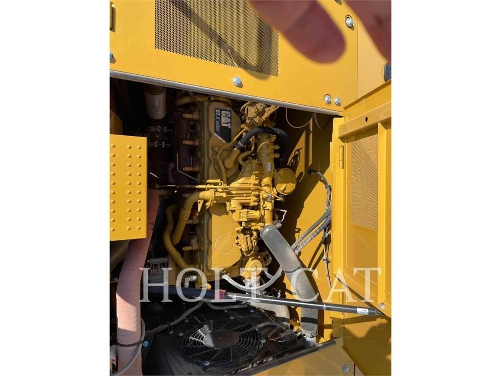 CAT 323 TC Pelle sur chenilles