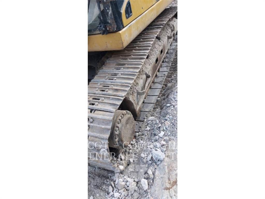 CAT 323DSA Pelle sur chenilles