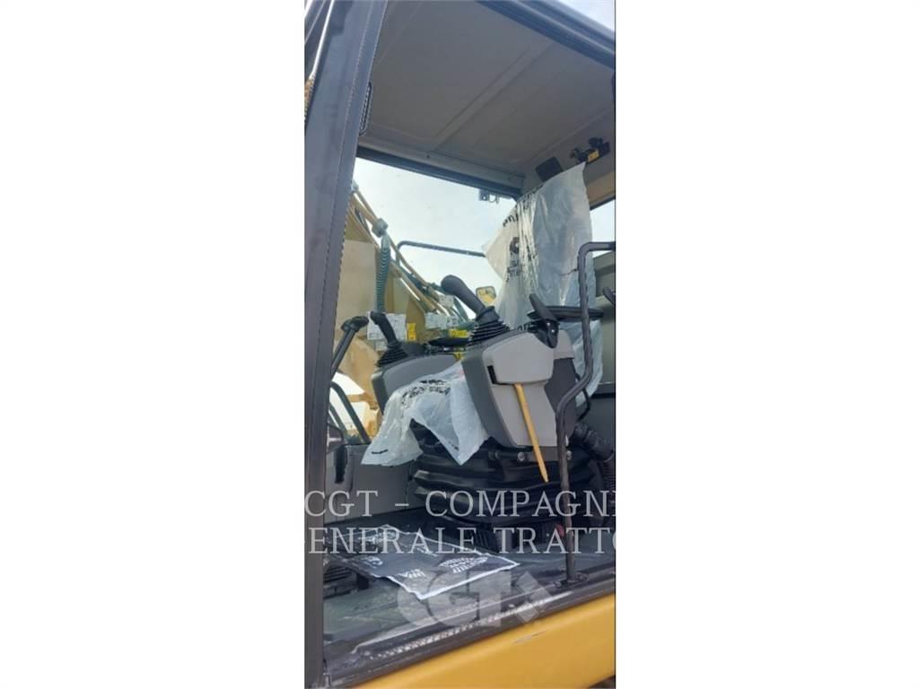 CAT 323F Pelle sur chenilles