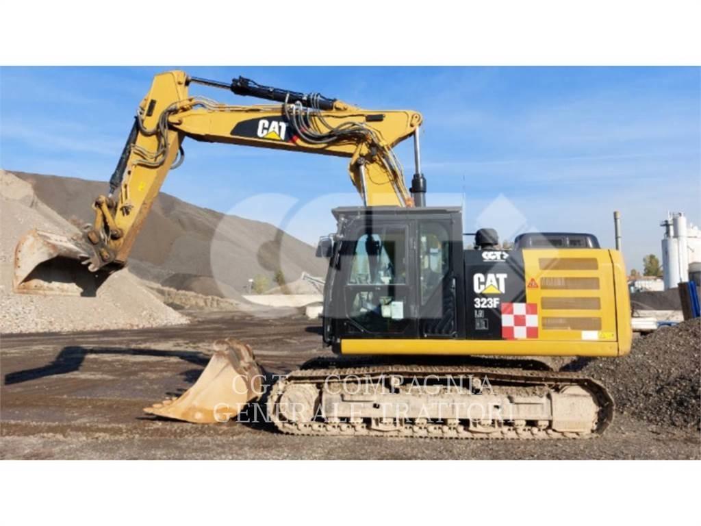 CAT 323F Pelle sur chenilles