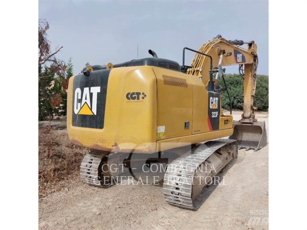 CAT 323F Pelle sur chenilles