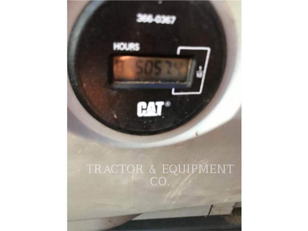 CAT 323F L Pelle sur chenilles