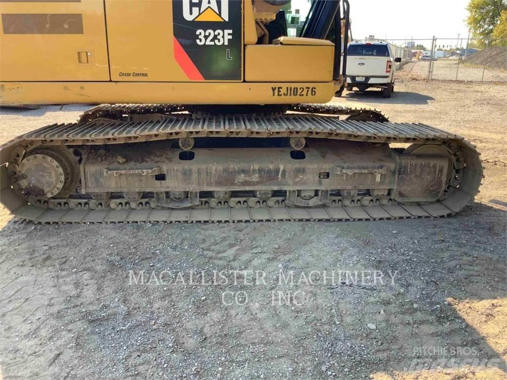 CAT 323FL Pelle sur chenilles