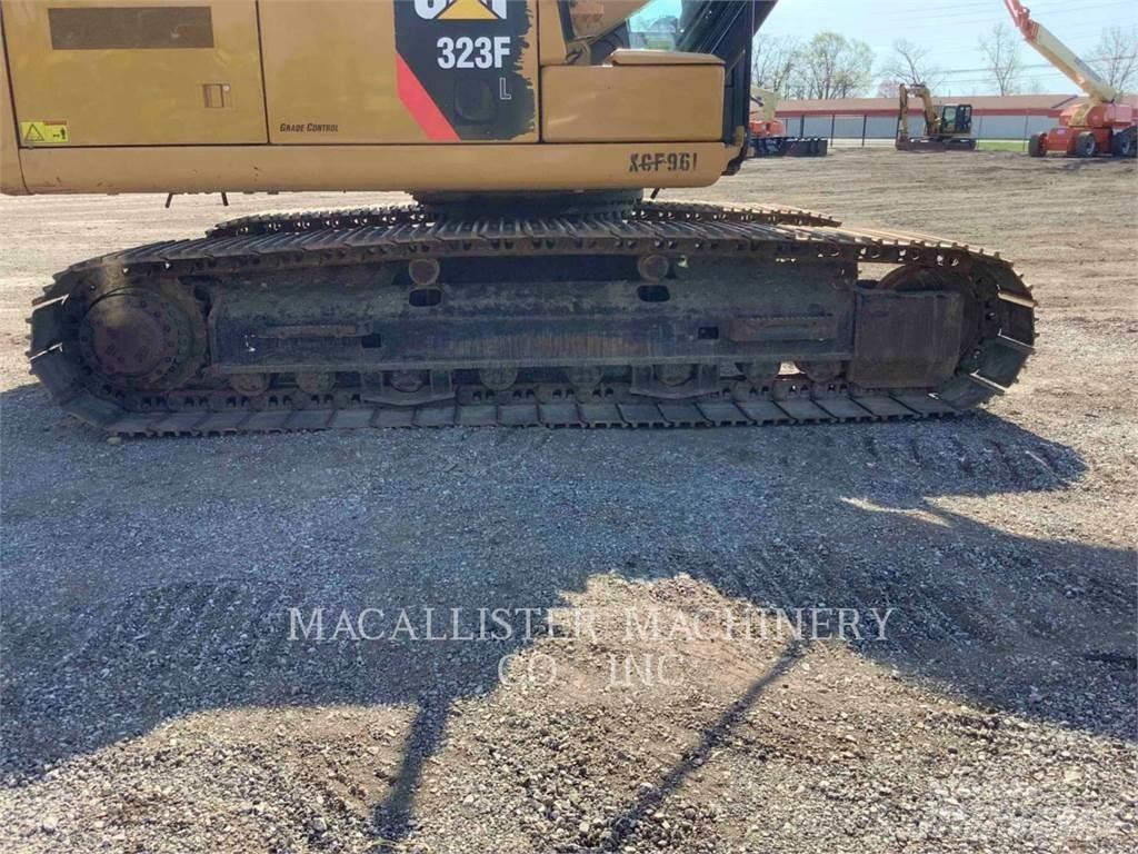 CAT 323FL Pelle sur chenilles
