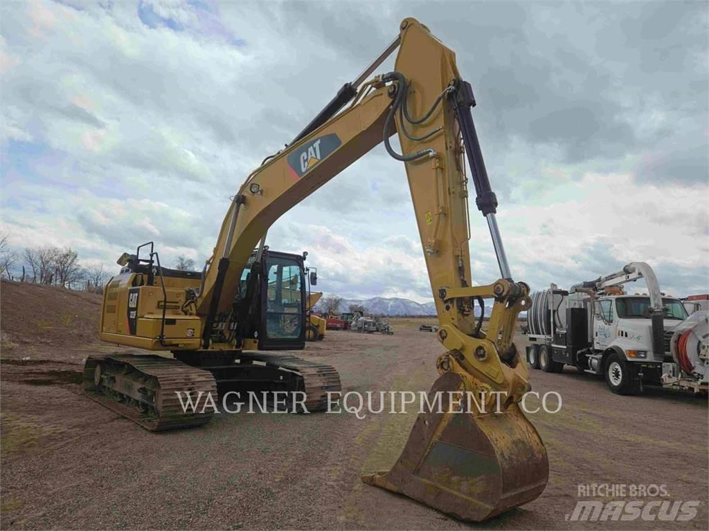 CAT 323FL TC Pelle sur chenilles