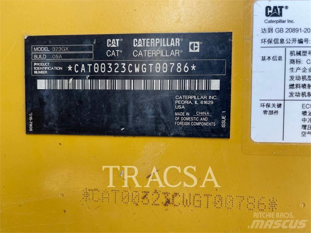 CAT 323GX Pelle sur chenilles