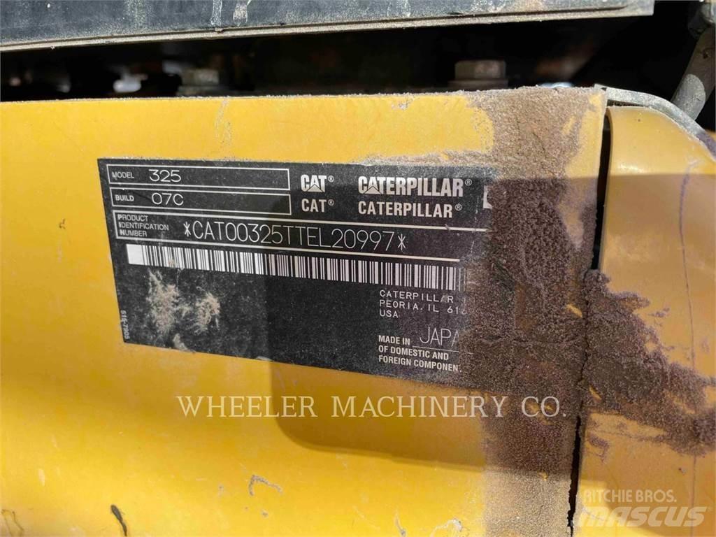 CAT 325 CF Pelle sur chenilles