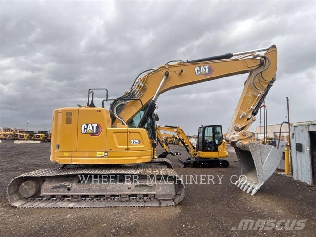 CAT 325 CF Pelle sur chenilles