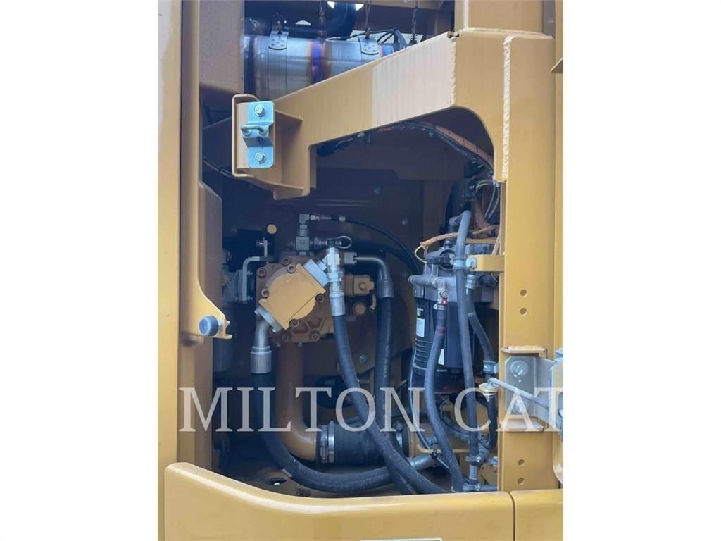 CAT 32507 Pelle sur chenilles