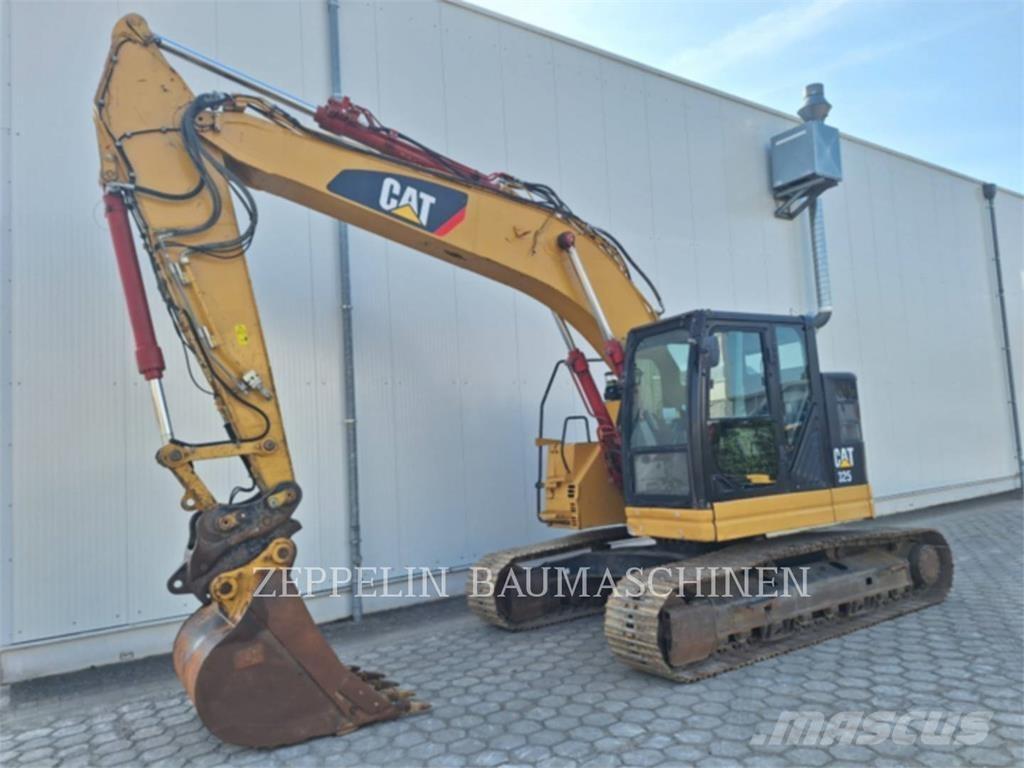 CAT 325FL Pelle sur chenilles