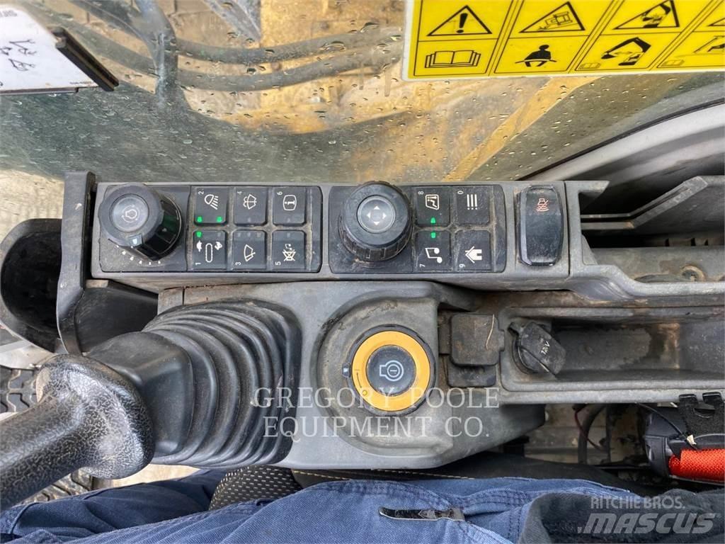 CAT 326-07 Pelle sur chenilles