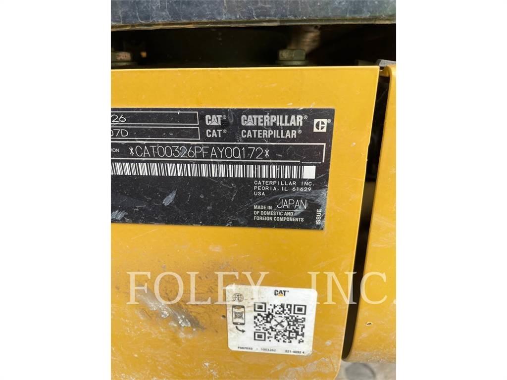 CAT 326-07 Pelle sur chenilles