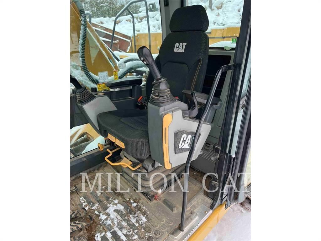 CAT 32607 Pelle sur chenilles