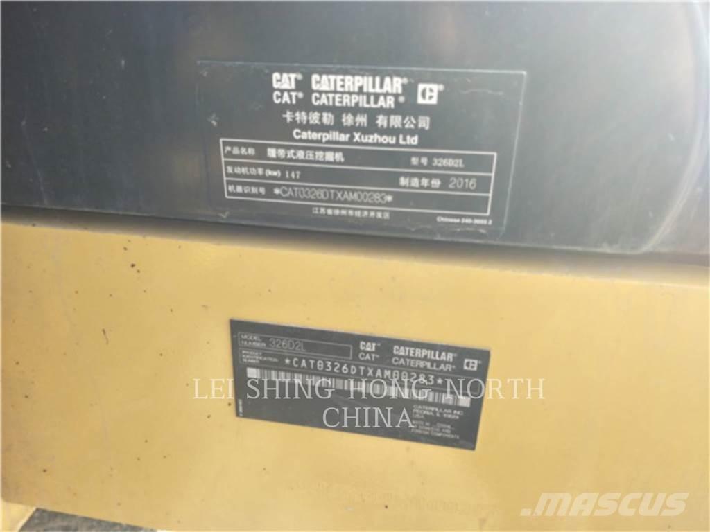 CAT 326D2L Pelle sur chenilles
