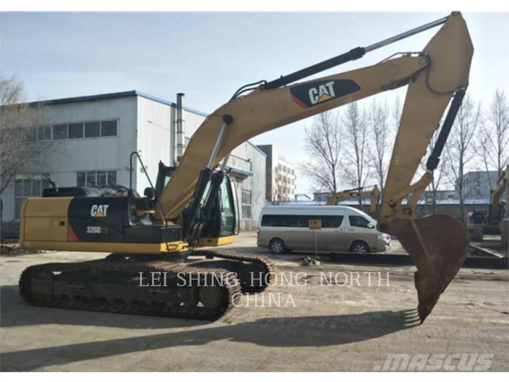 CAT 326D2L Pelle sur chenilles
