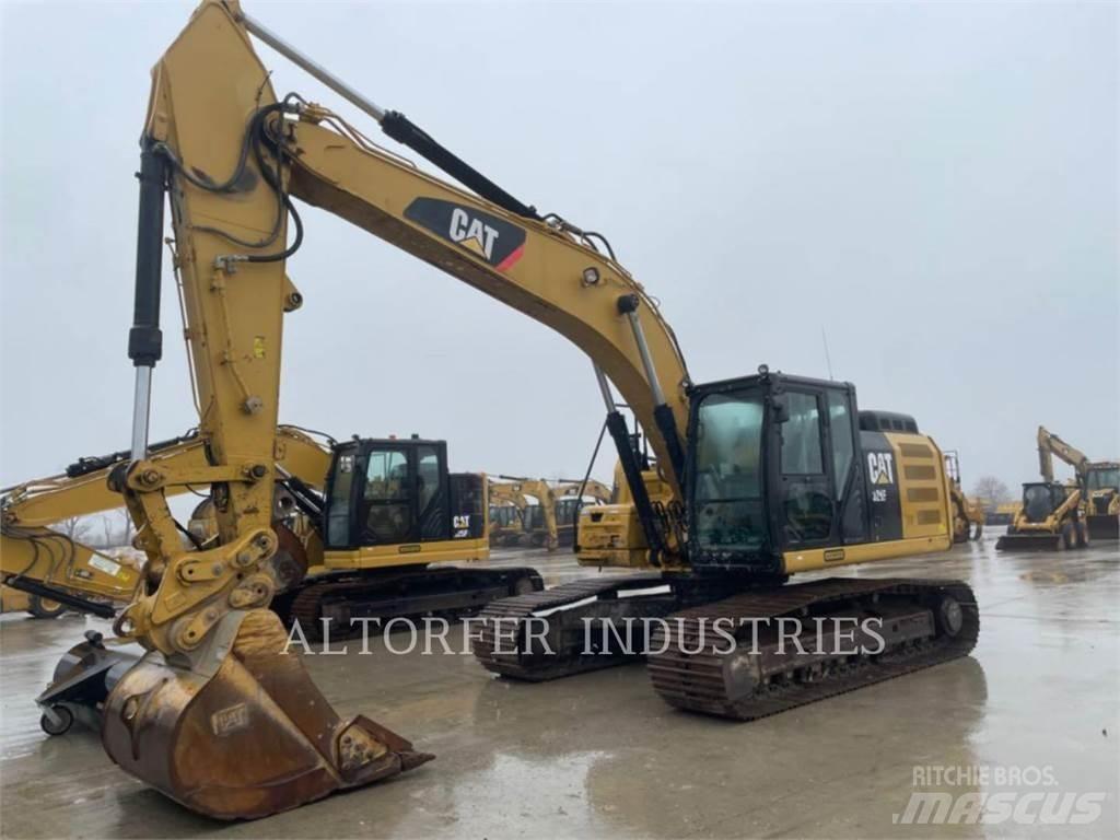 CAT 326FL Pelle sur chenilles