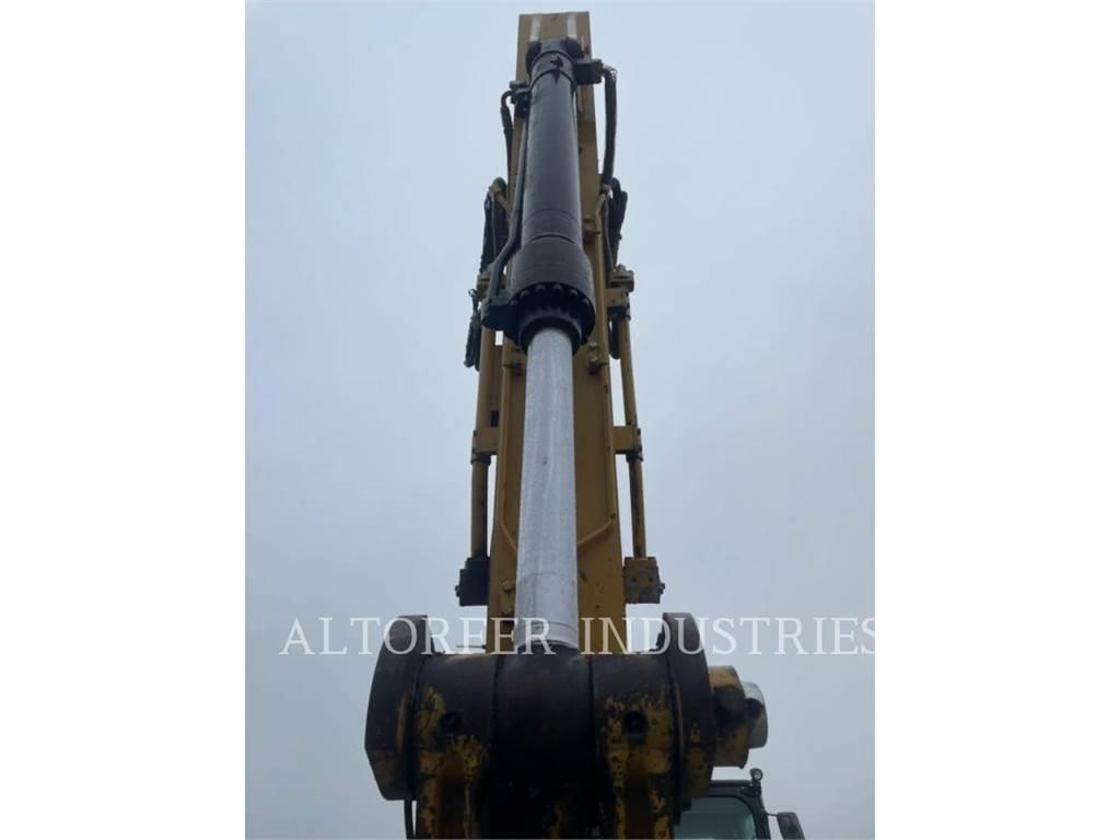 CAT 326FL Pelle sur chenilles