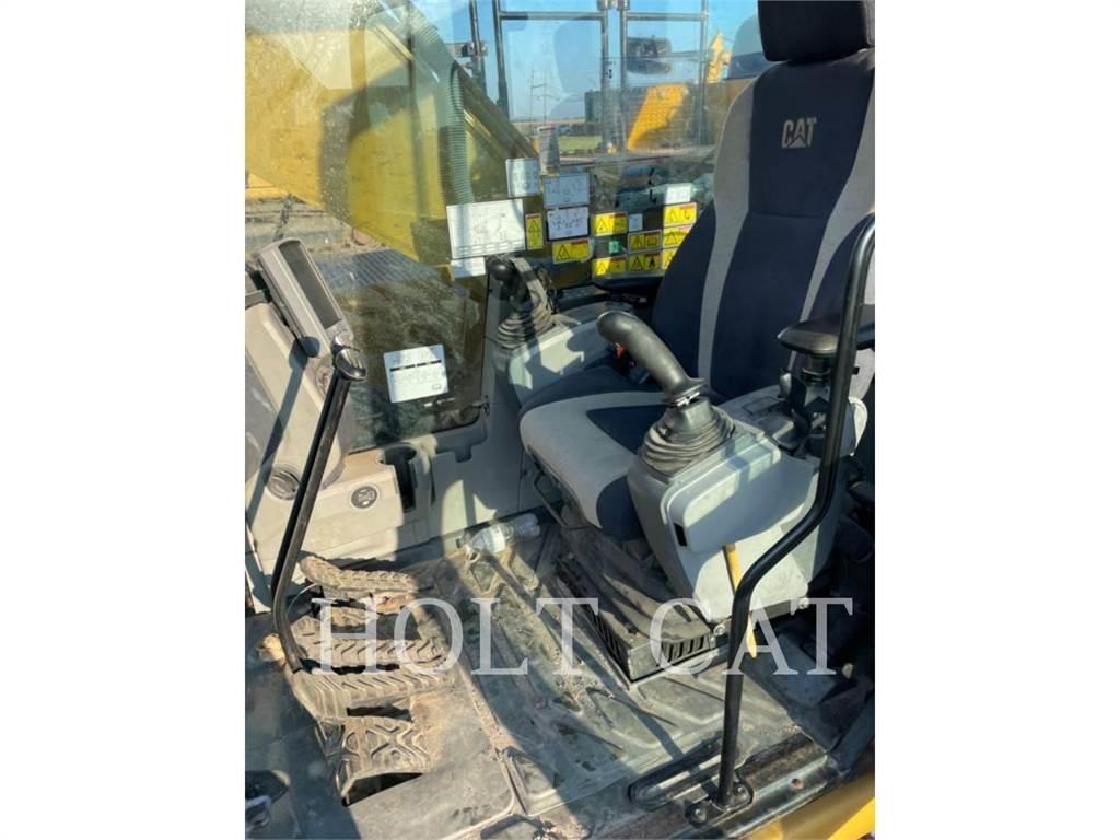 CAT 326FL TC Pelle sur chenilles