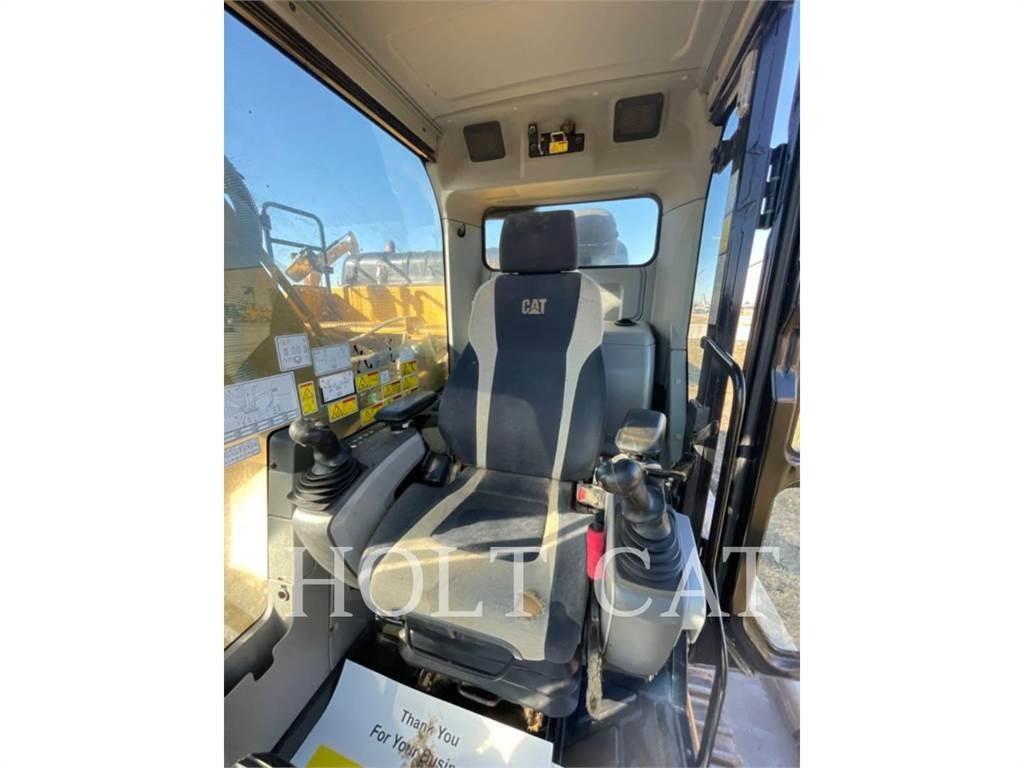 CAT 326FL TC Pelle sur chenilles