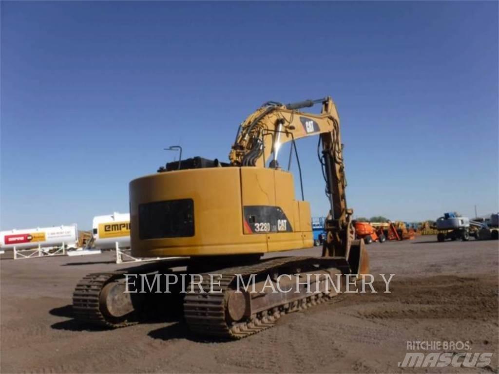 CAT 328DL Pelle sur chenilles
