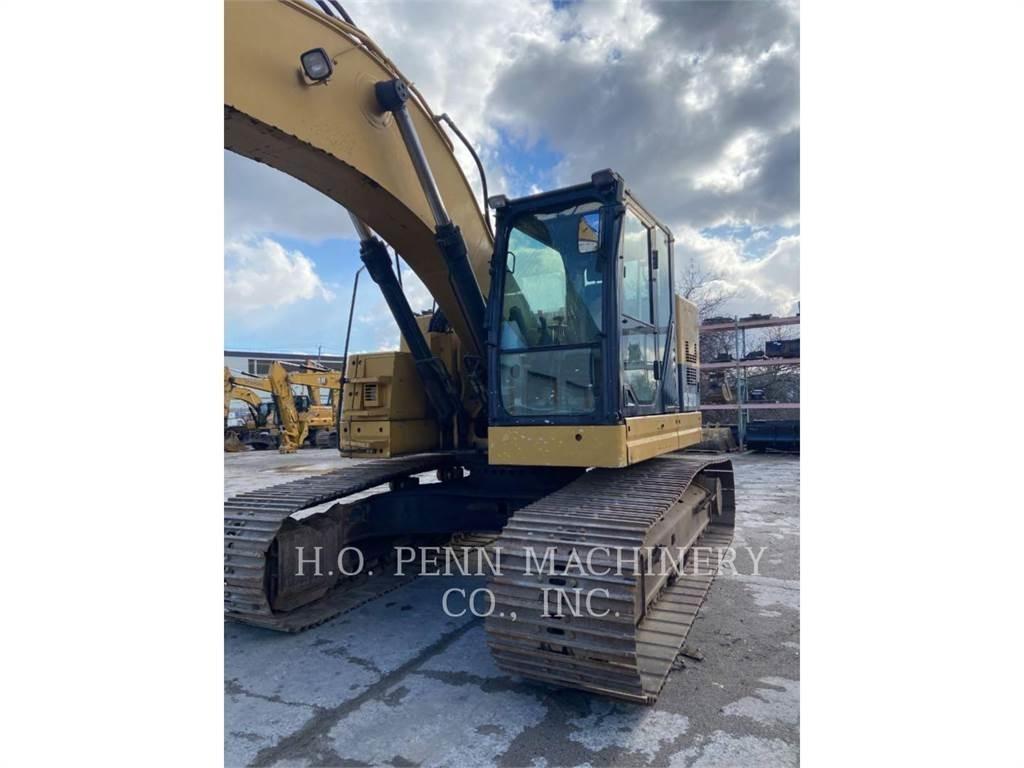 CAT 328DLCR Pelle sur chenilles