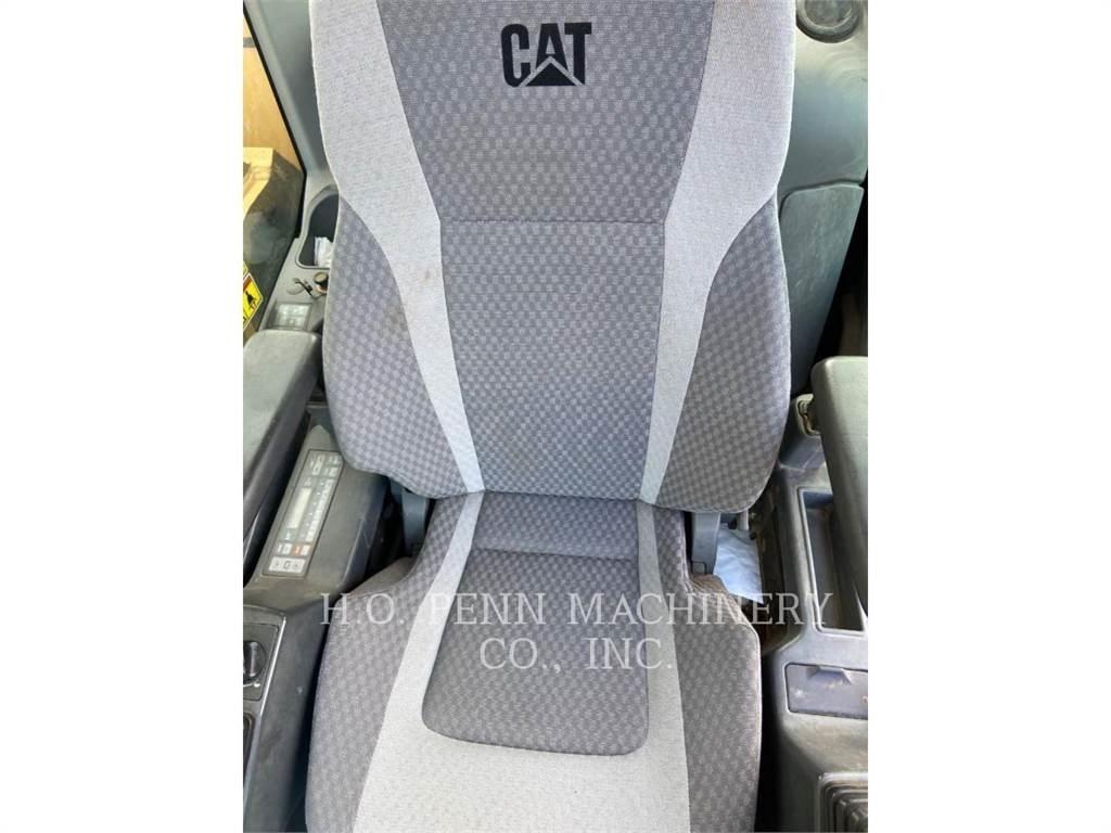 CAT 328DLCR Pelle sur chenilles