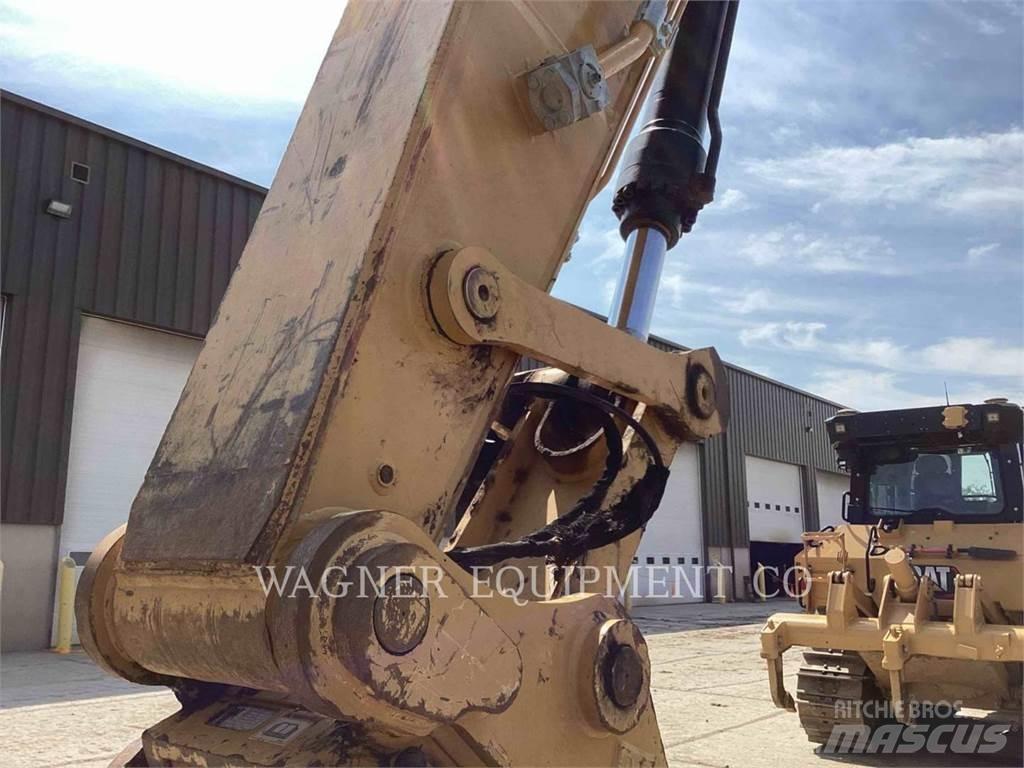 CAT 330 Pelle sur chenilles