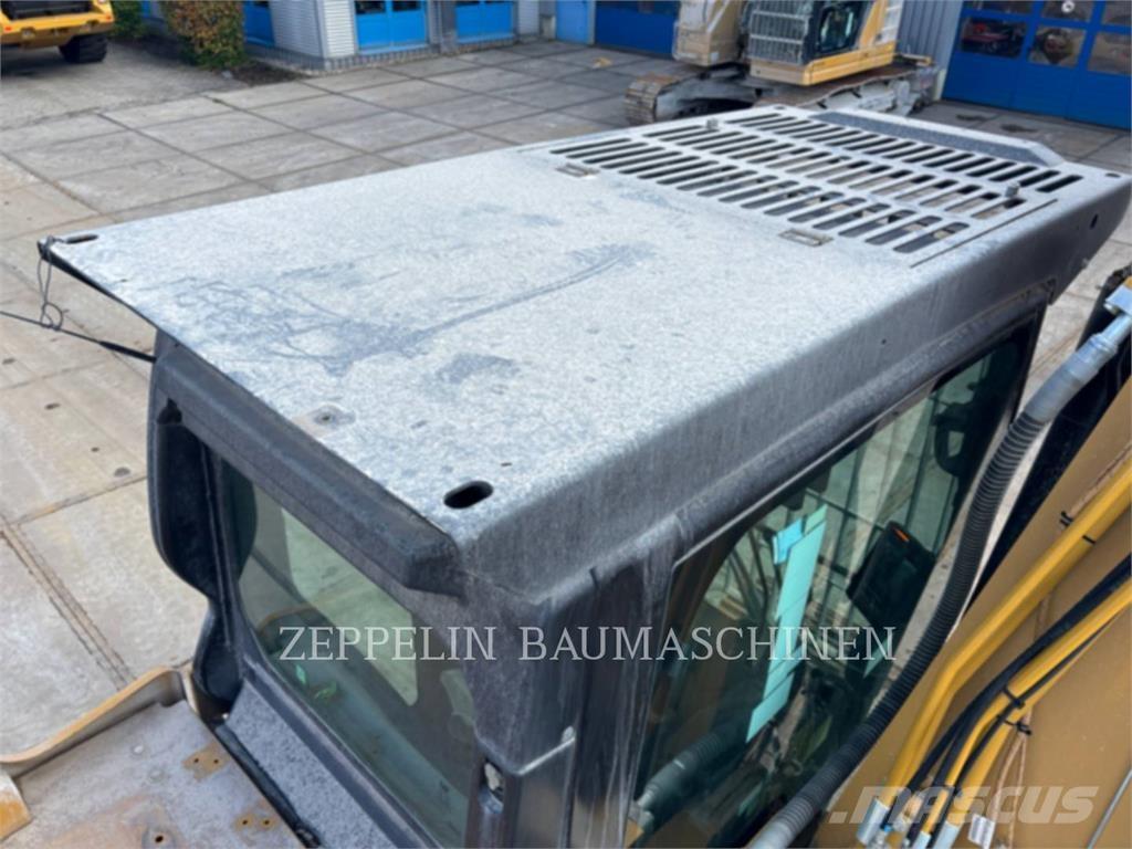 CAT 330-07 Pelle sur chenilles