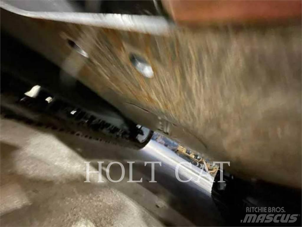 CAT 330 TC Pelle sur chenilles