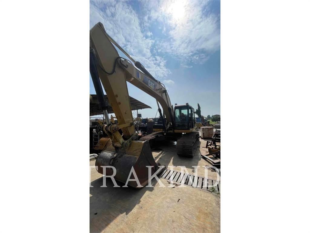 CAT 330D2L Pelle sur chenilles